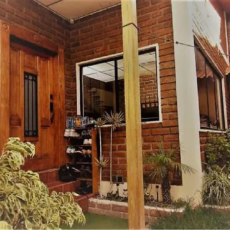 Casa De Huespedes Tu Parada En Cuenca-3